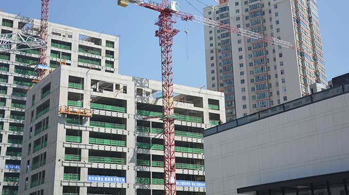 MK体育在线平台(中国)官网是甘肃省建设投资（控股）集团有限公司直属企业，成立于2010年10月，坐落于甘肃兰州彭家坪国家级装备制造工业园，占地155亩，是西北地区最早具有起重机械生产资质的企业，年产各类型号起重机械500余台。建司十年来，公司先后荣获年度中国塔机行业十强企业、全国售后服务先进单位、全国建筑施工机械租赁50强企业等30余项荣誉称号...